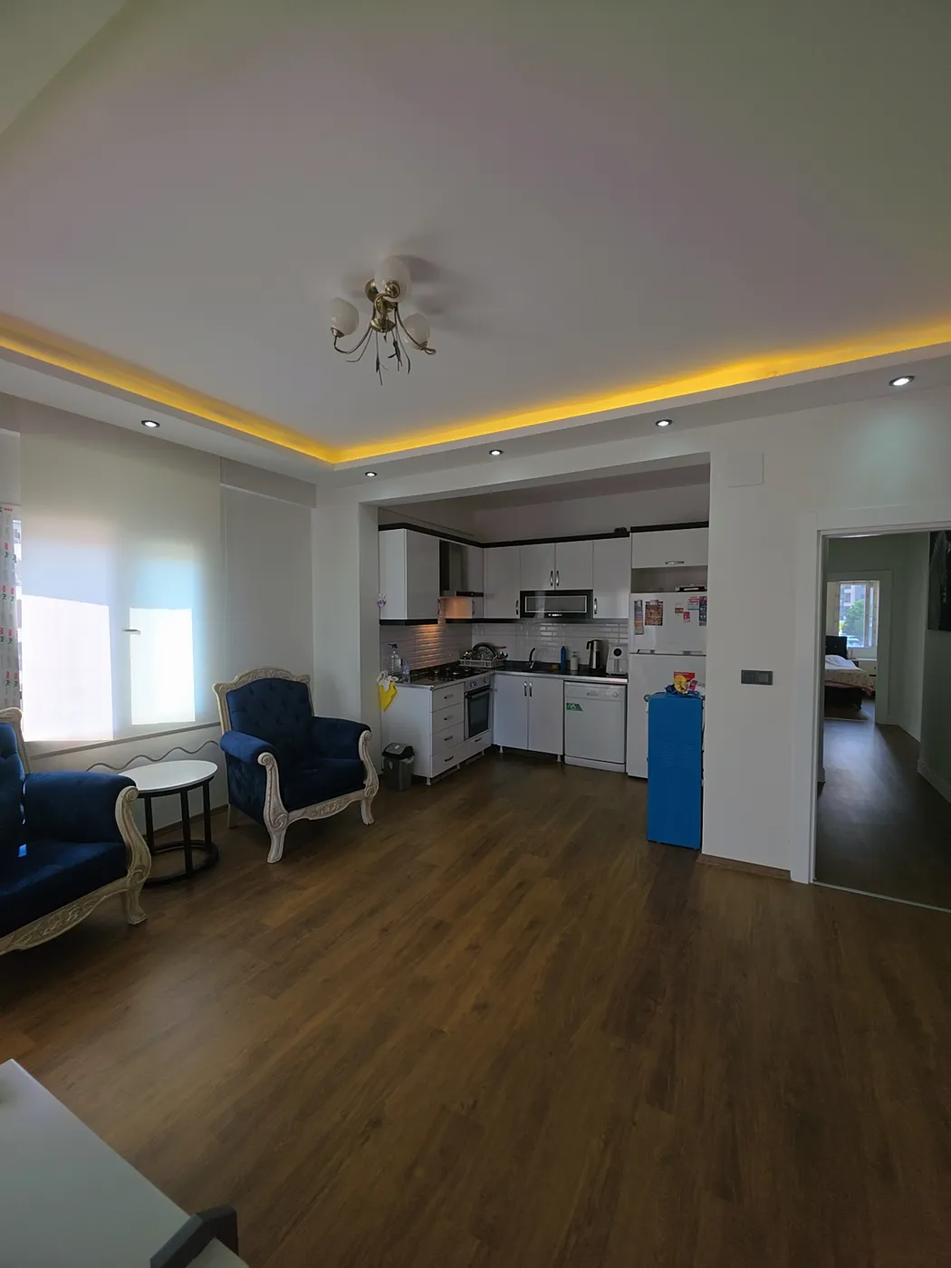 ERDEMLİ DE FULL EŞYALI SIFIR AYARINDA TERTEMİZ 2+1 DAİRE